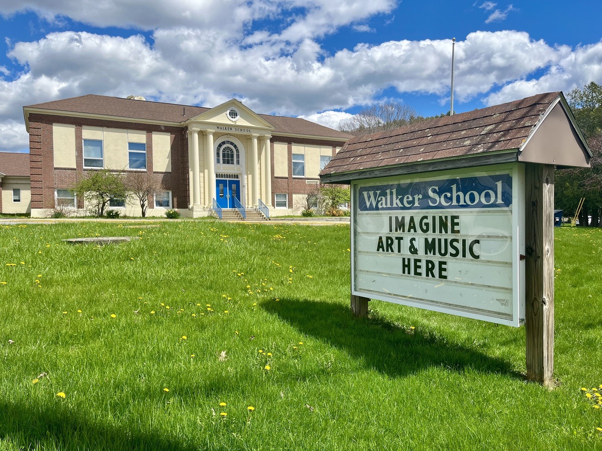 bangordailynews.com - Bridget Huber - 2 Waldo County towns look to build new futures for vacant schools