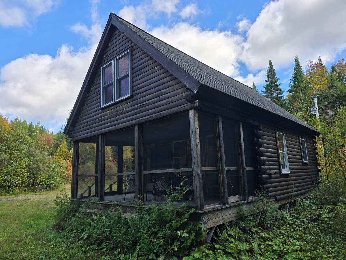 Why this $175K Maine camp has spent nearly 3 years on the market