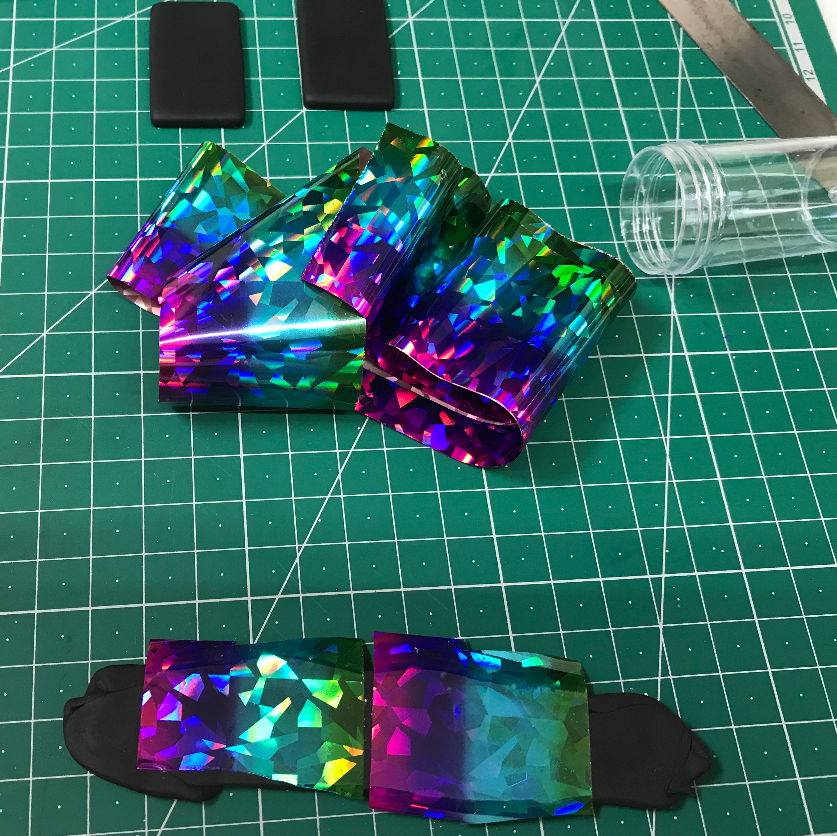 Folie aufreiben / Rub on foil