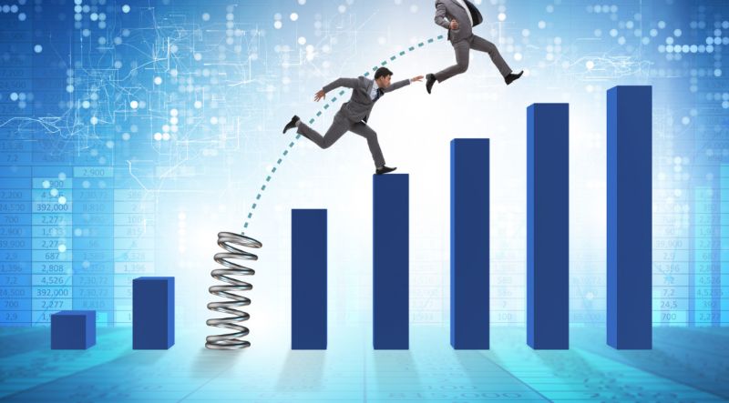 Career Advice For Junior Software Developers - Geometric Pictures - Modern 8K Collection