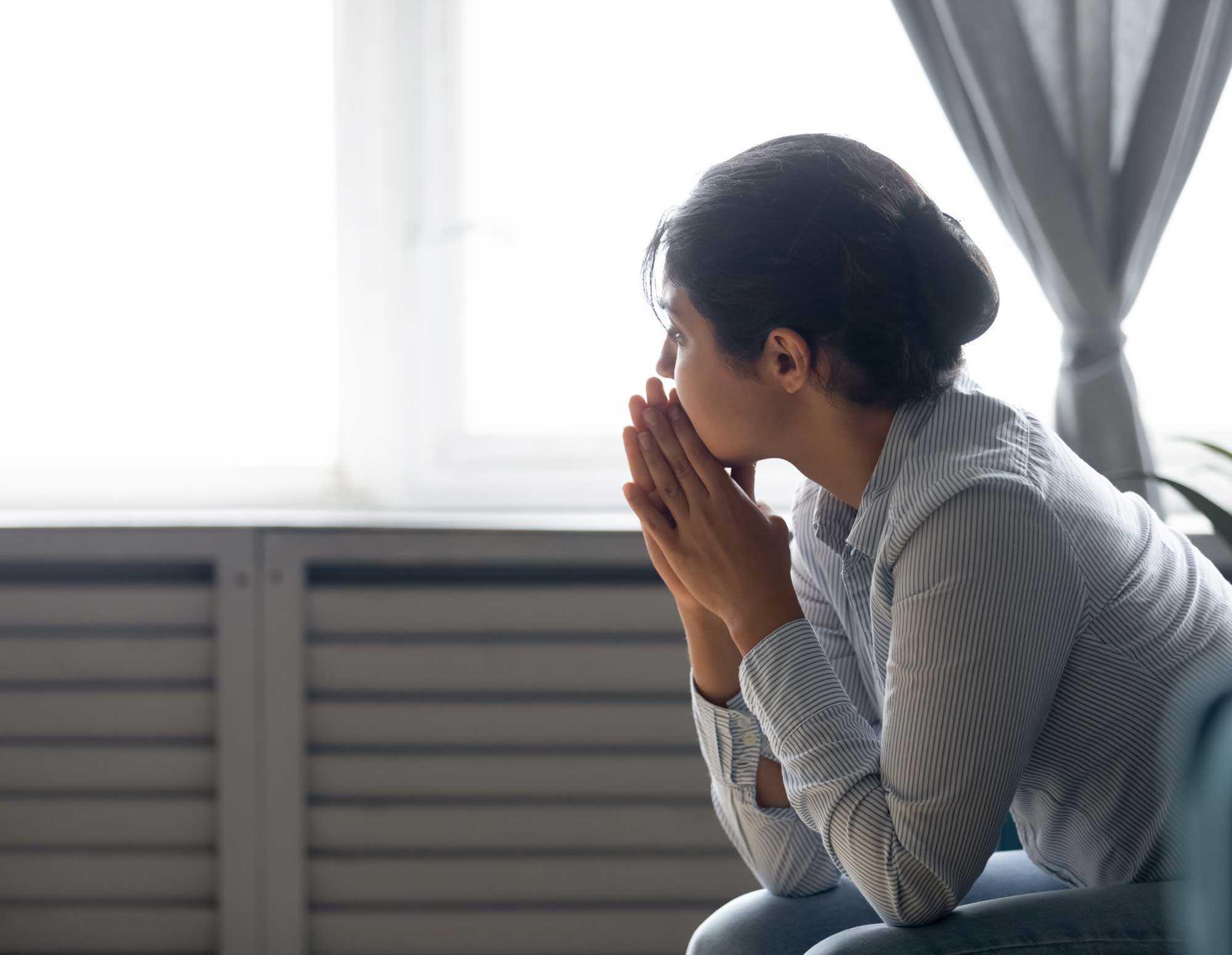 Prolonged Grief Disorder Symptoms, Characteristics & Treatment