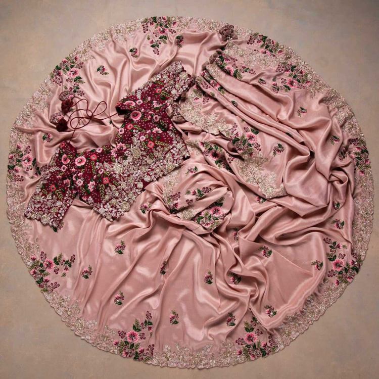 The Enduring Allure of the Pink Saree: A Guide to Every Shade