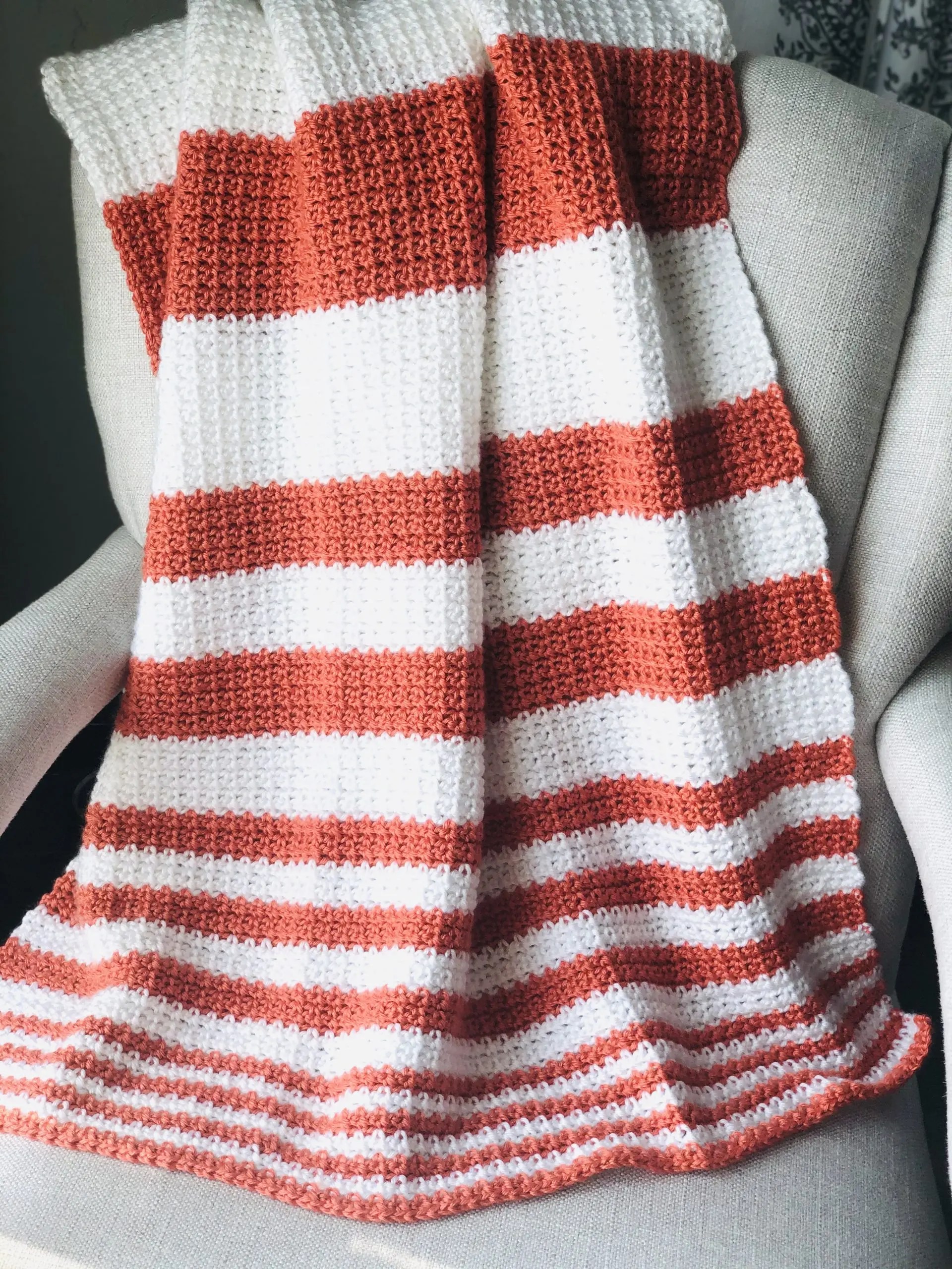 Free Crochet Pattern: Graduated Stripes Baby Blanket