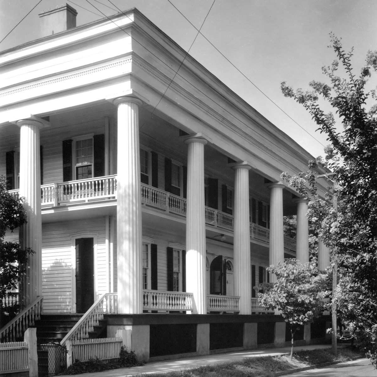 Georgia Exterior 18