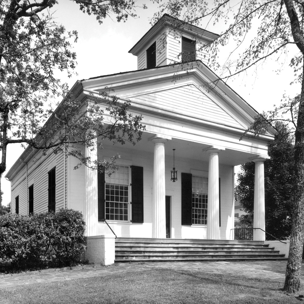 Georgia Exterior 19