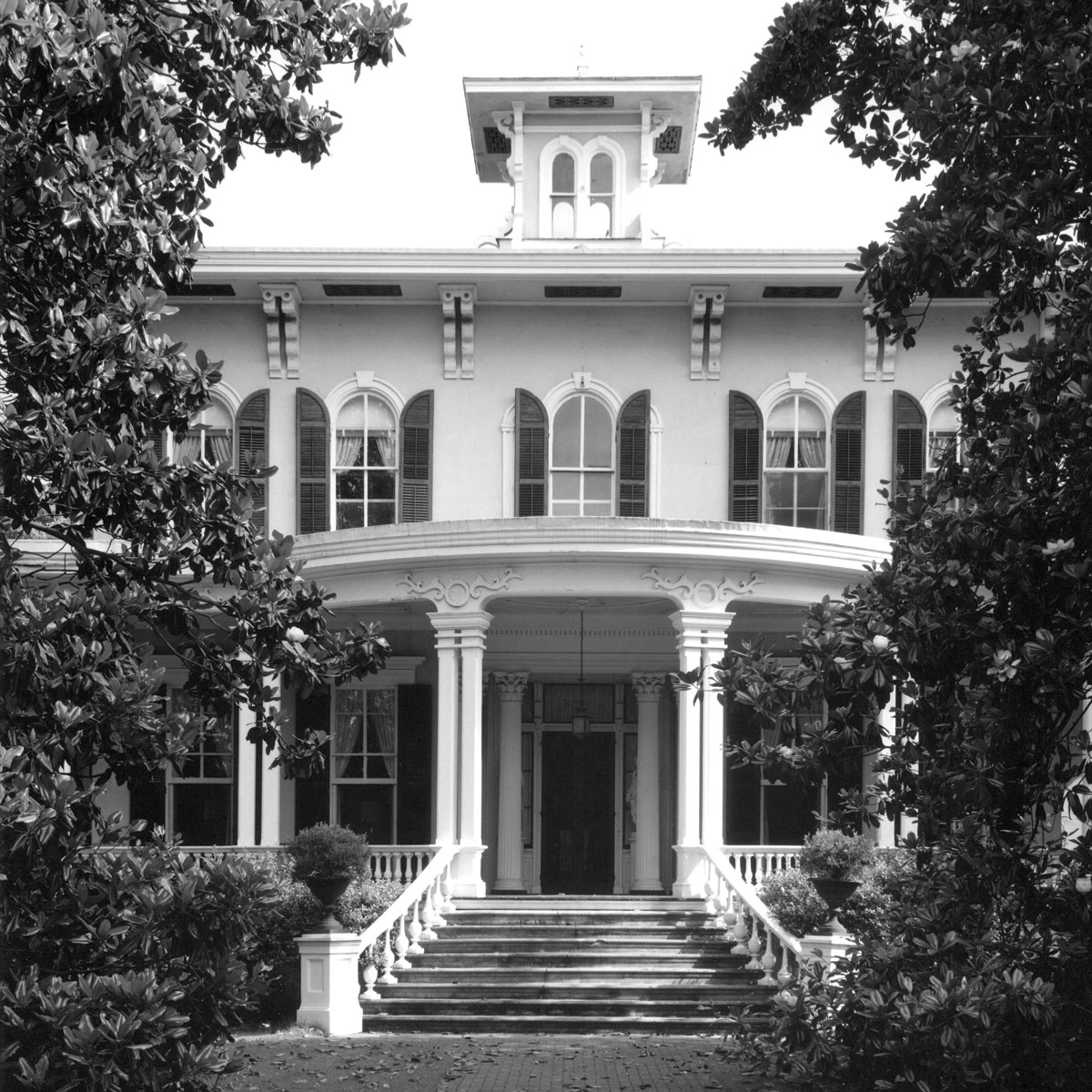 Georgia Exterior 31