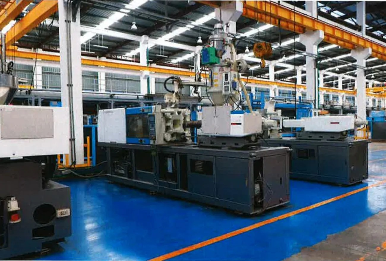 NIGATA-180-TON Old Industrial Machinery for selll