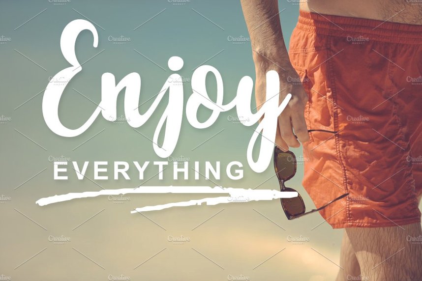 Peque Script Font