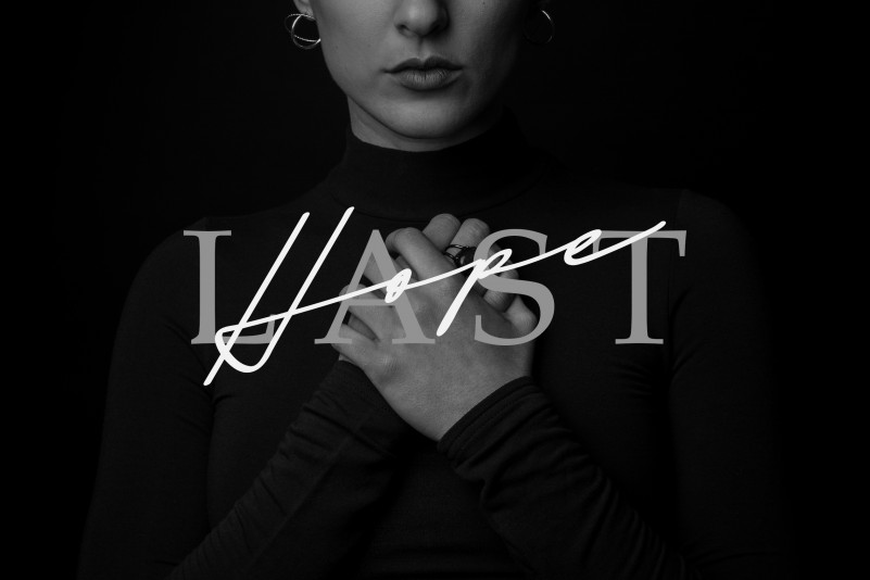 The Garisha Signature Font preview image 2