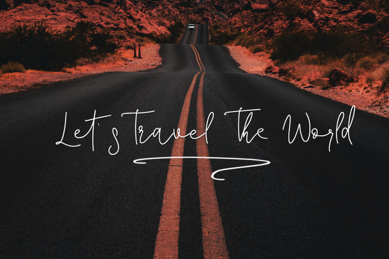 Corline Signature Font preview image 4