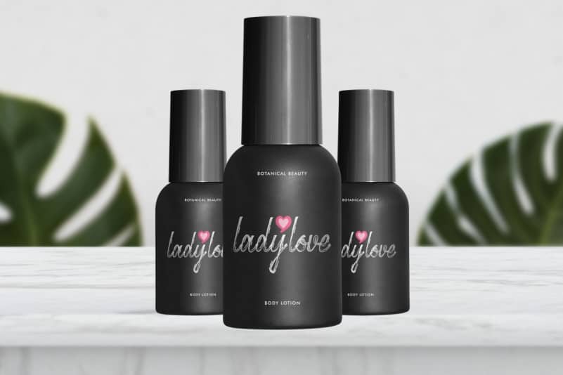 Stockholder Brush Font preview image 4