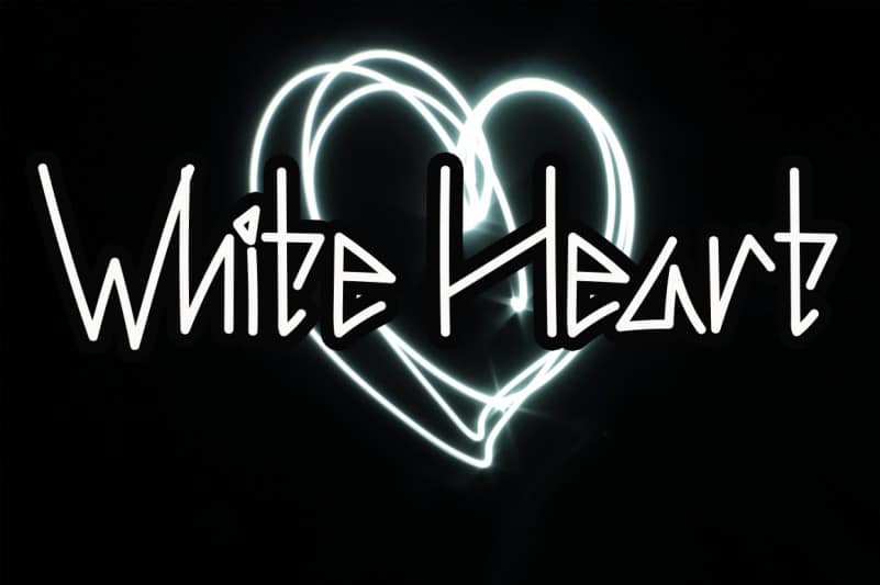 Valentine’s Mission Display Font preview image 2