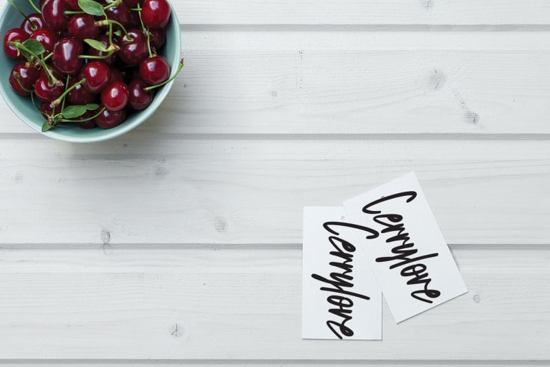 Billiondream Script Font preview image 2