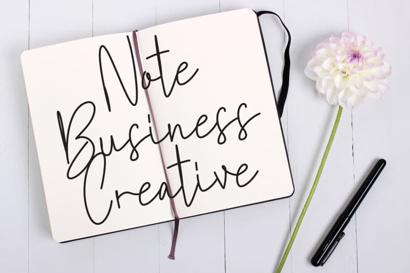 Silli Admirable Handwritten Font preview image 3