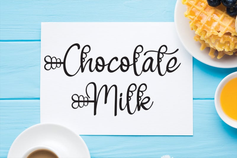 Creative Holiday Script Font preview image 3