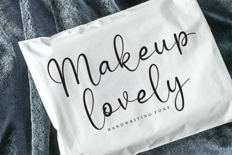 Butterfly Valentine Calligraphy Font preview image 3