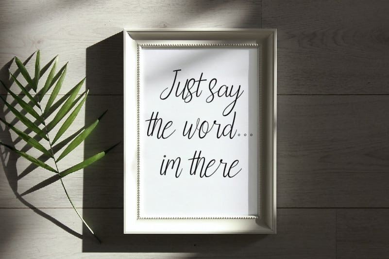 Knowingness Handwritten Font preview image 5