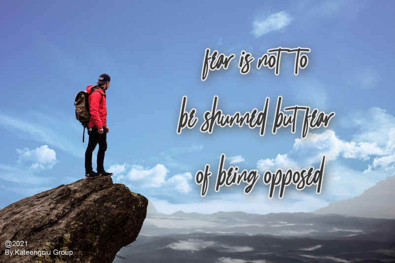 Buttermillon Script Font preview image 3