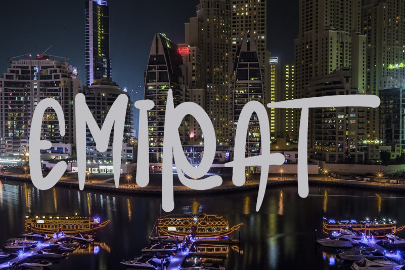 Dubai Font preview image 2
