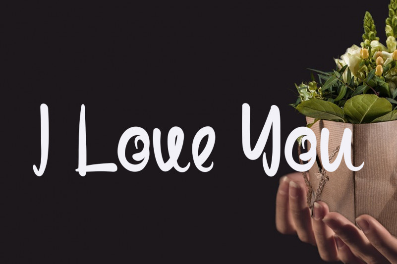 Happy Mom Font preview image 2