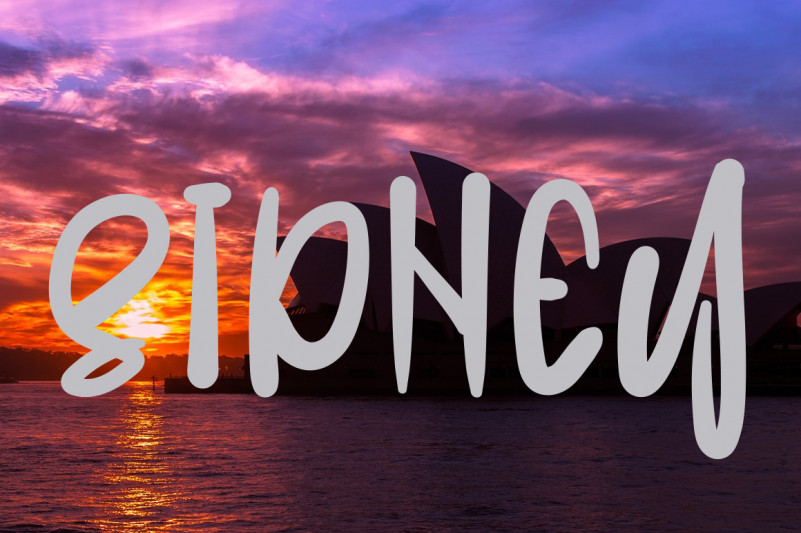 Dubai Font preview image 3
