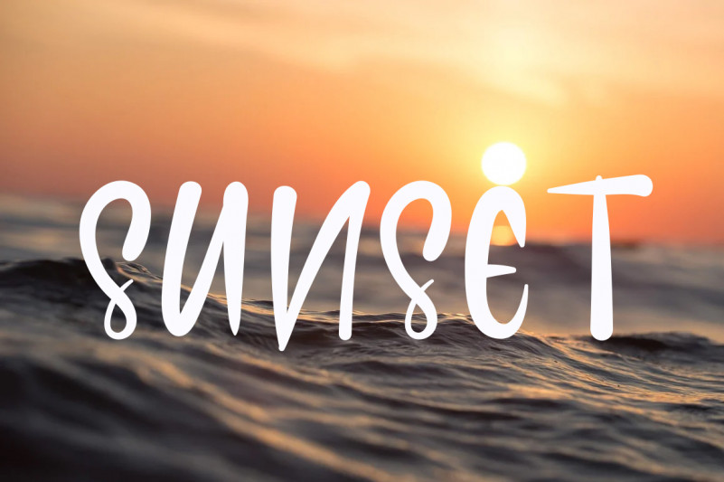 Sunday Morning Font preview image 3