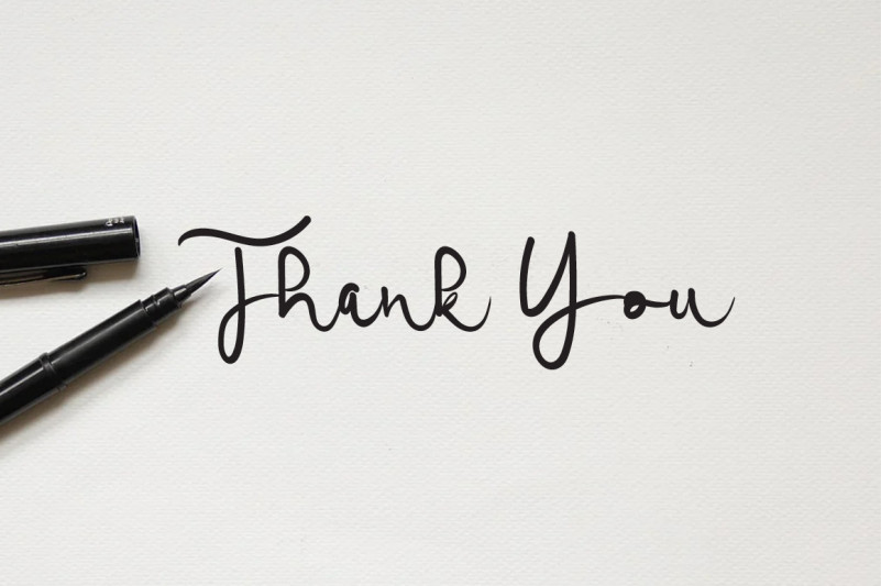 Signature Minimalis Font preview image 5