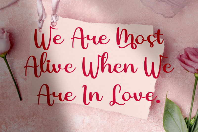 Lolytta Renda Font preview image 4