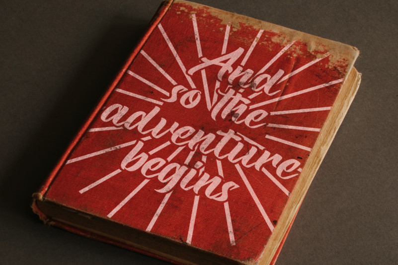 Vintagers Font preview image 2