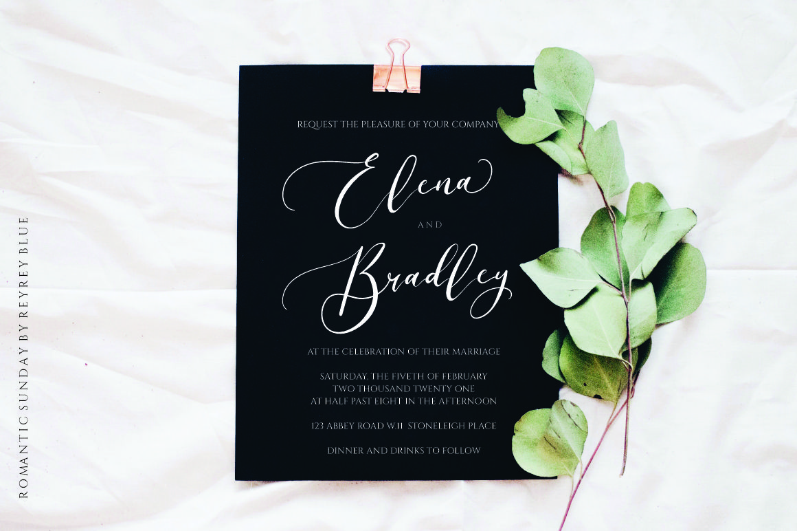 Romantic Sunday Font preview image 5