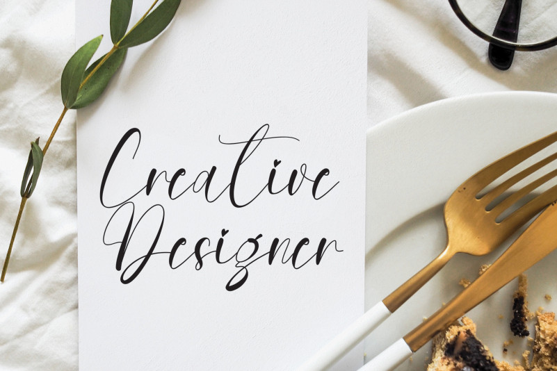 Belove Font preview image 2
