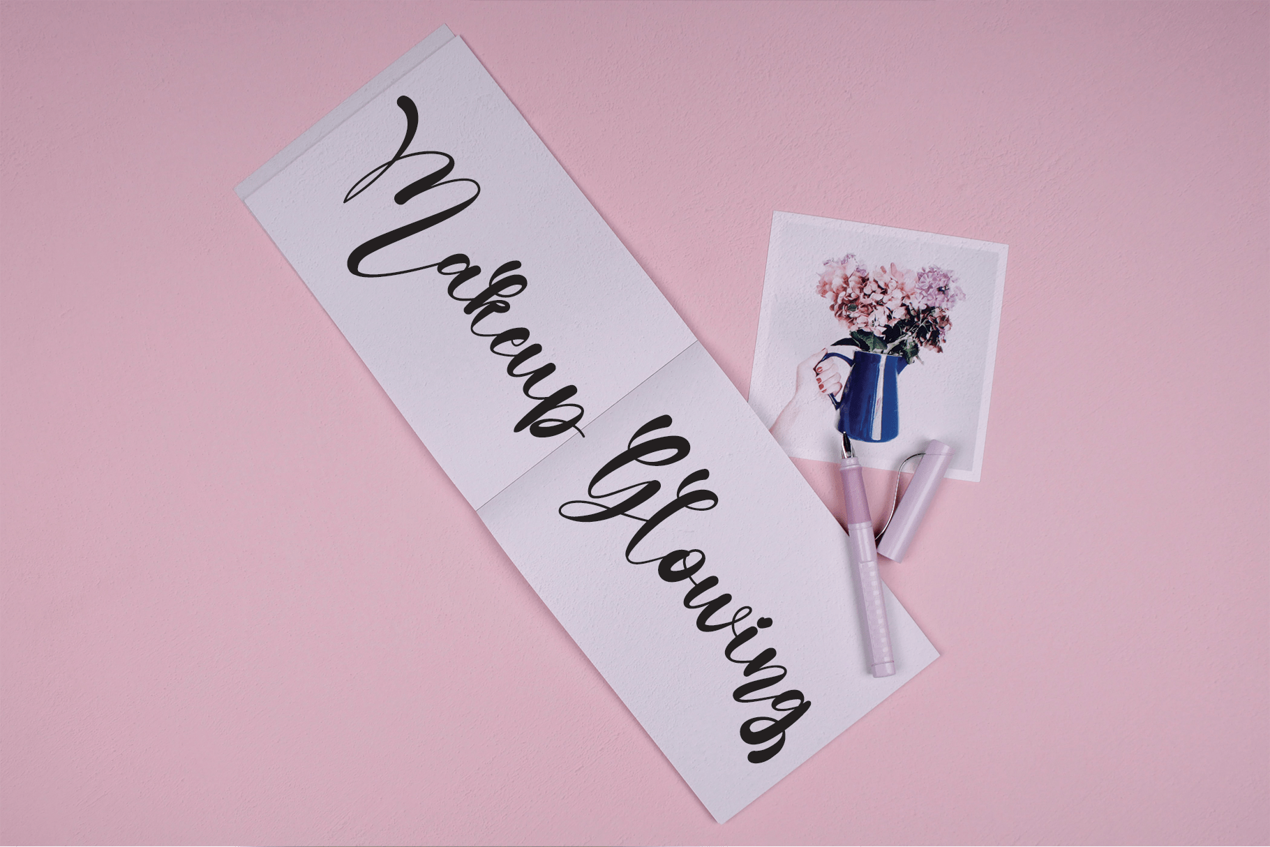 Shimmering Font preview image 3