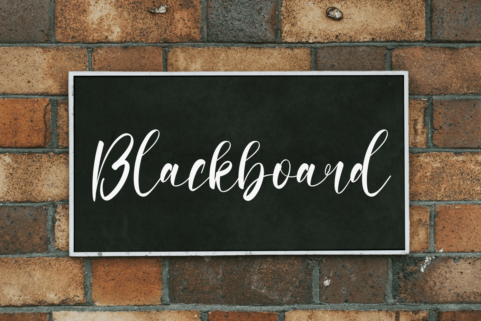 Kindlove Font preview image 5