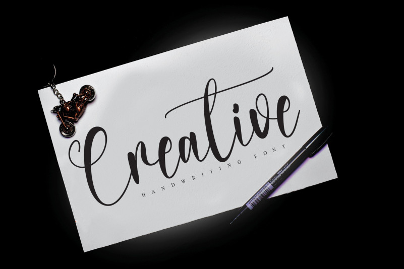 Angelic Signature Font preview image 4