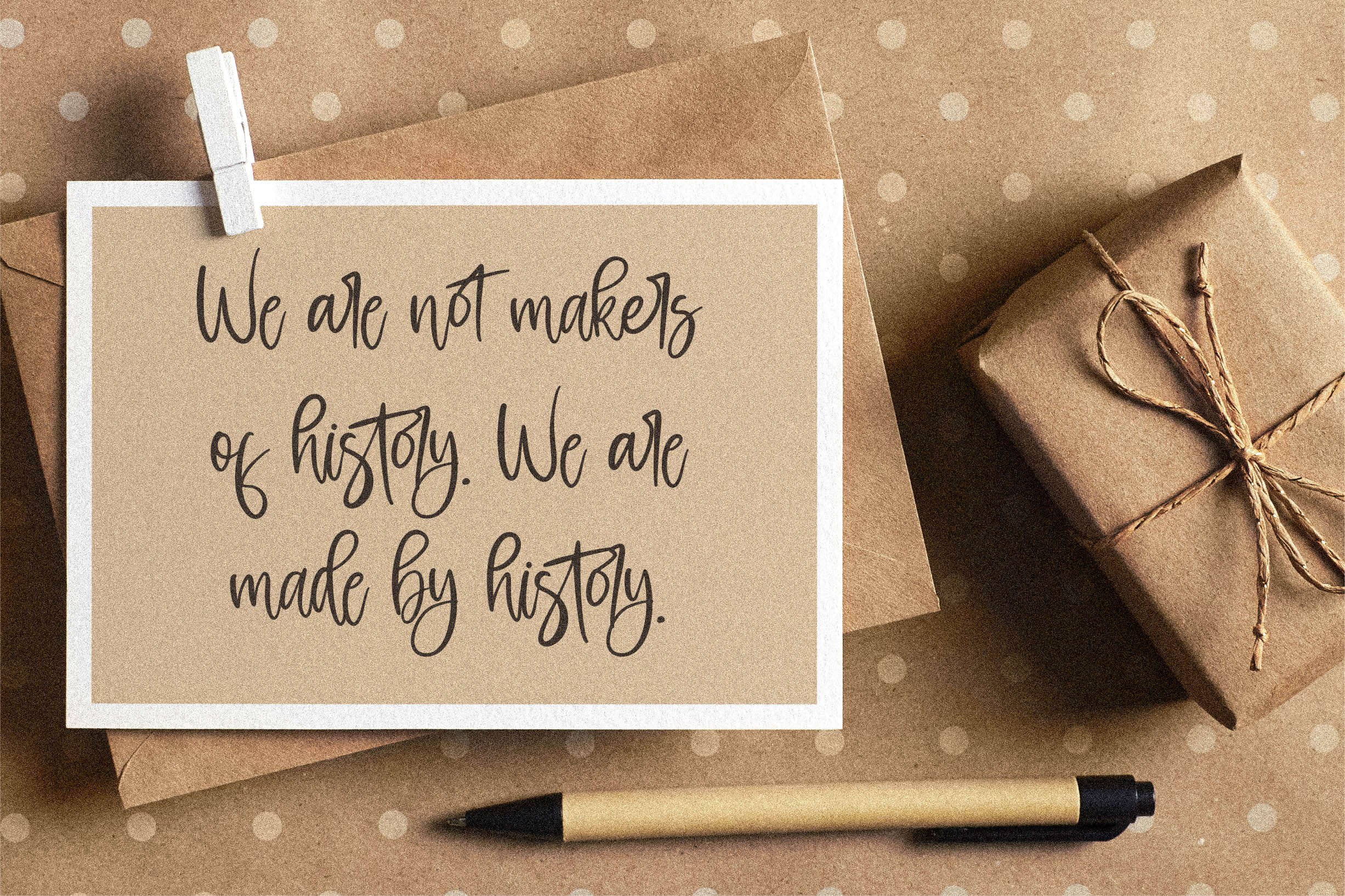 Rockybrown Font preview image 4