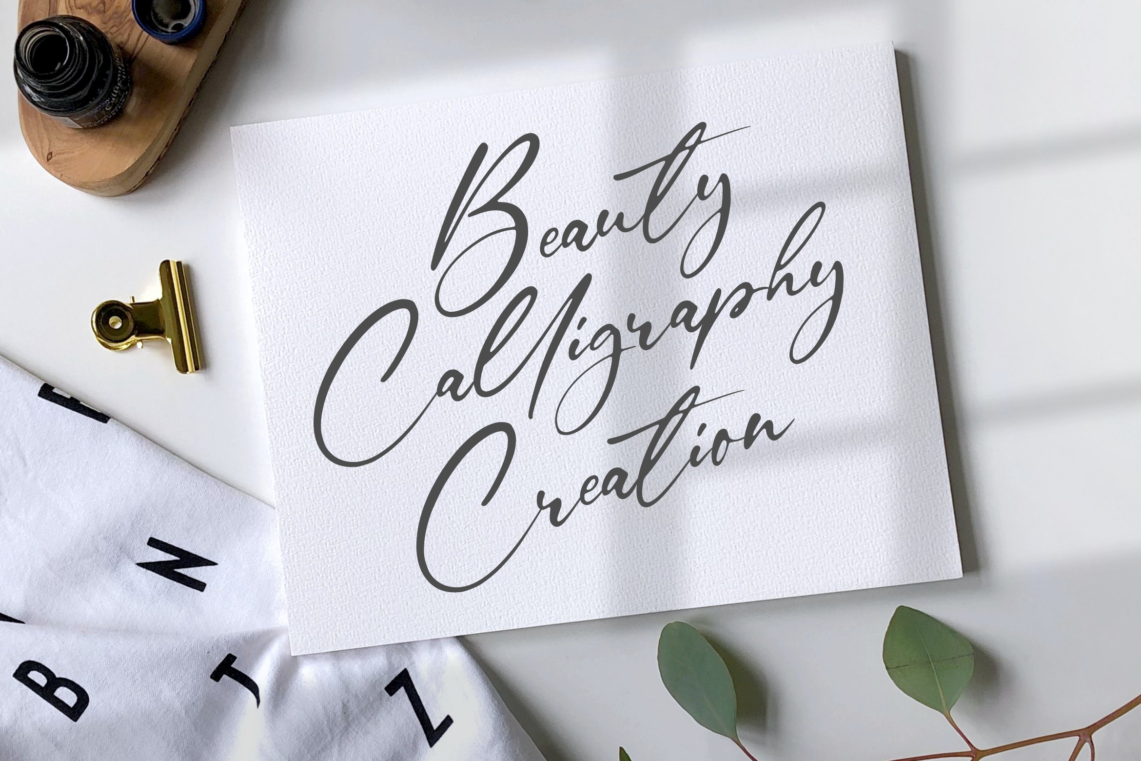 Gustavo Eastwood Font preview image 5