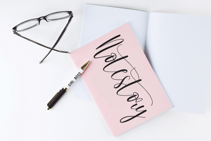 Signature Font preview image 3