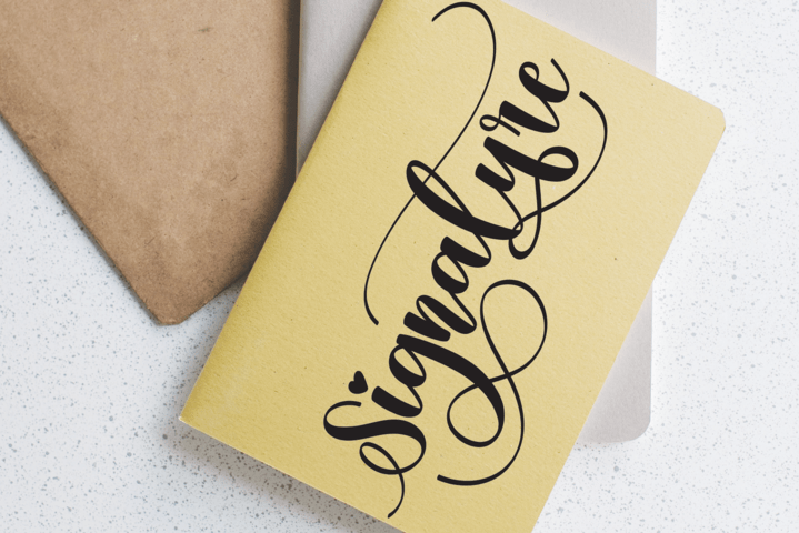 Hello Calligraphys Font preview image 4