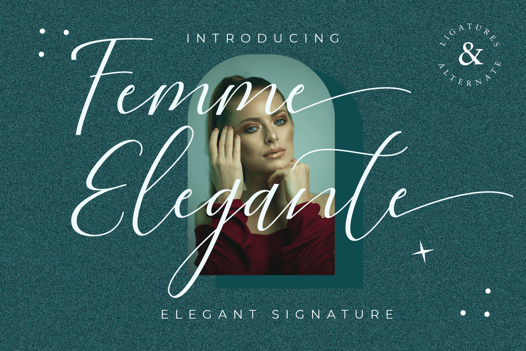 Femme Elegante Script Font