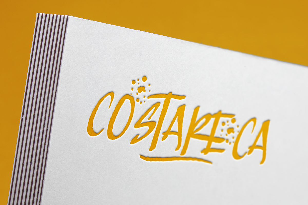 Strafer Font preview image 2