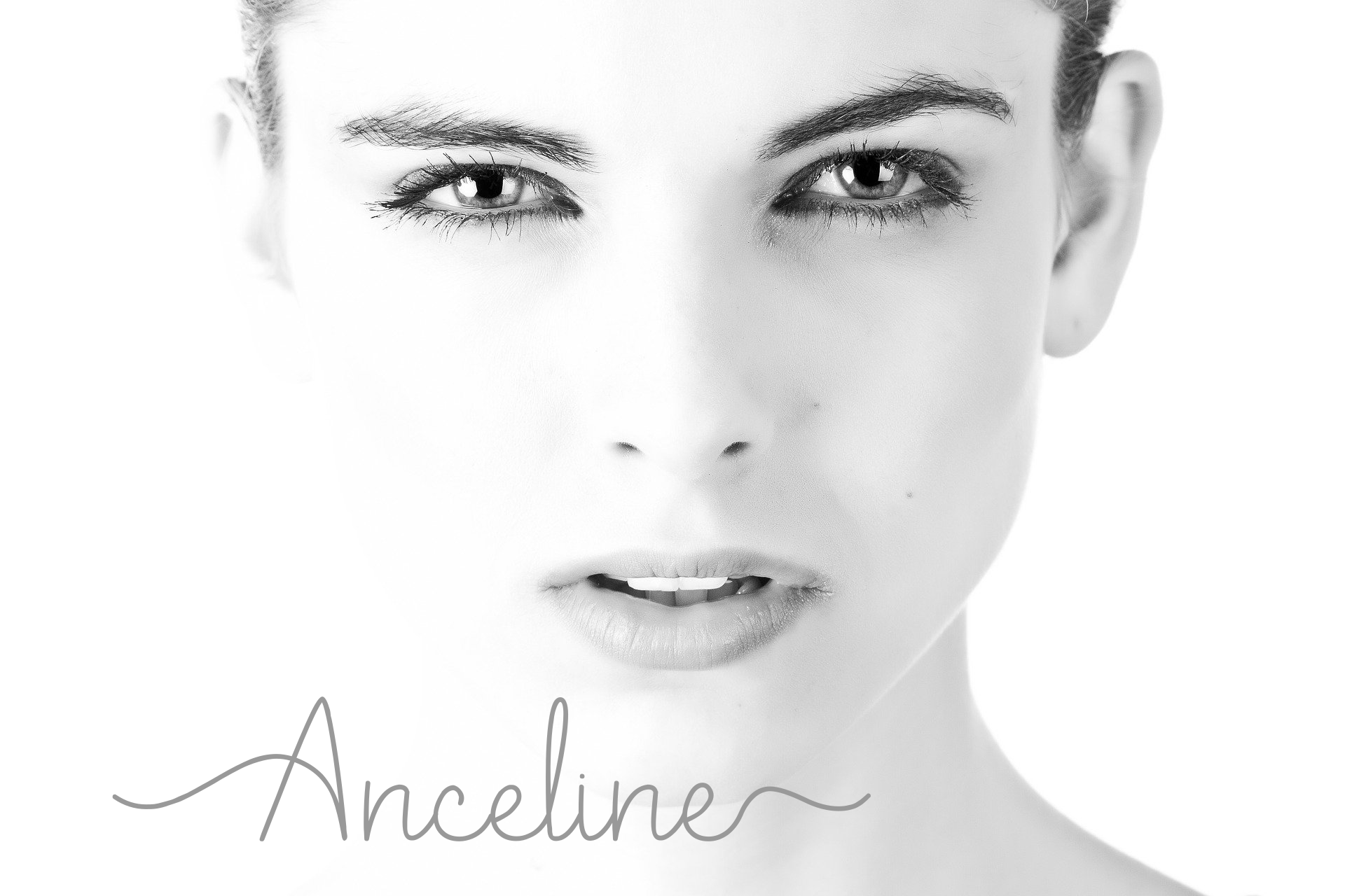Amsterdam Handwritten Typeface preview image 3