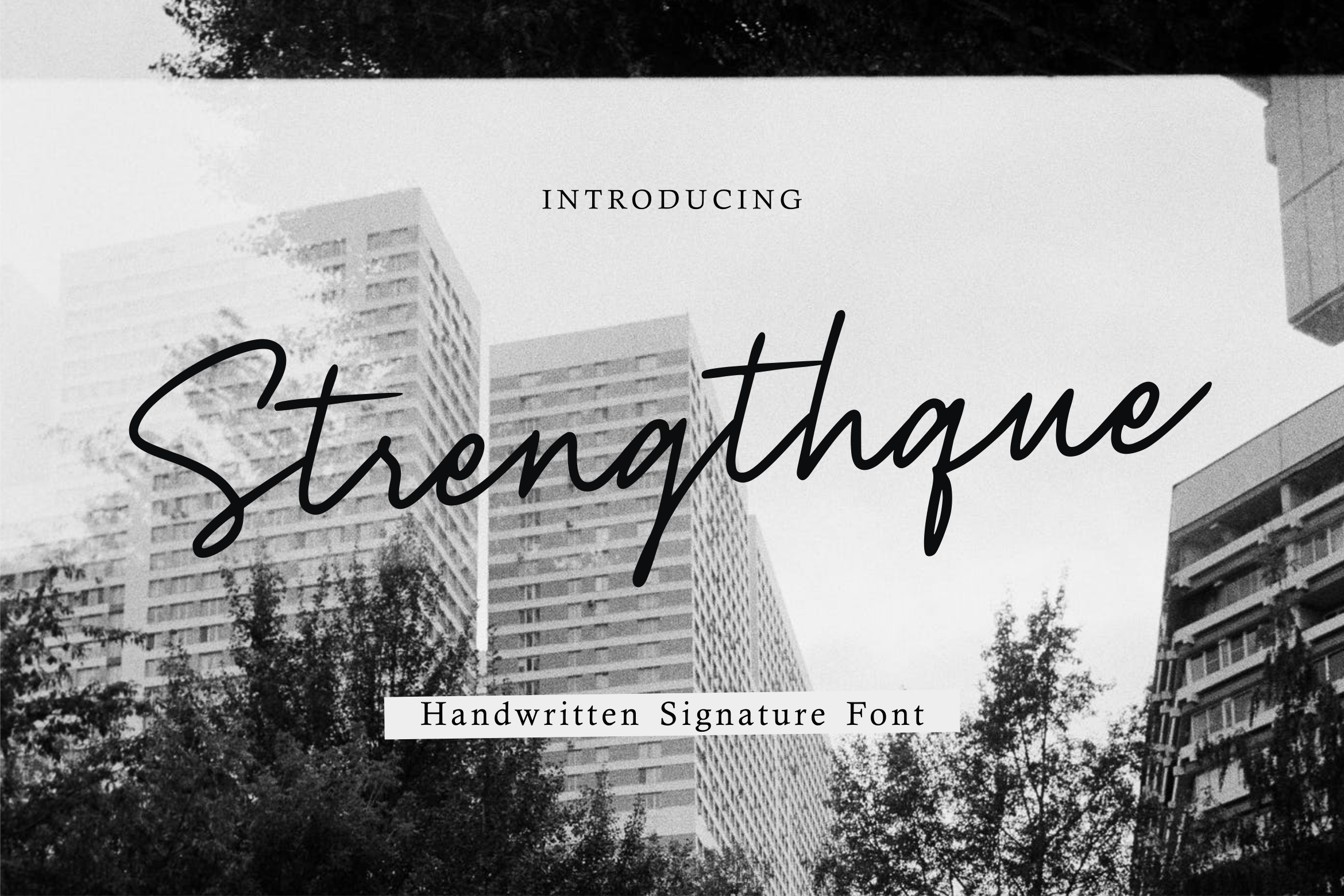 Strenghtque Handwritten Font