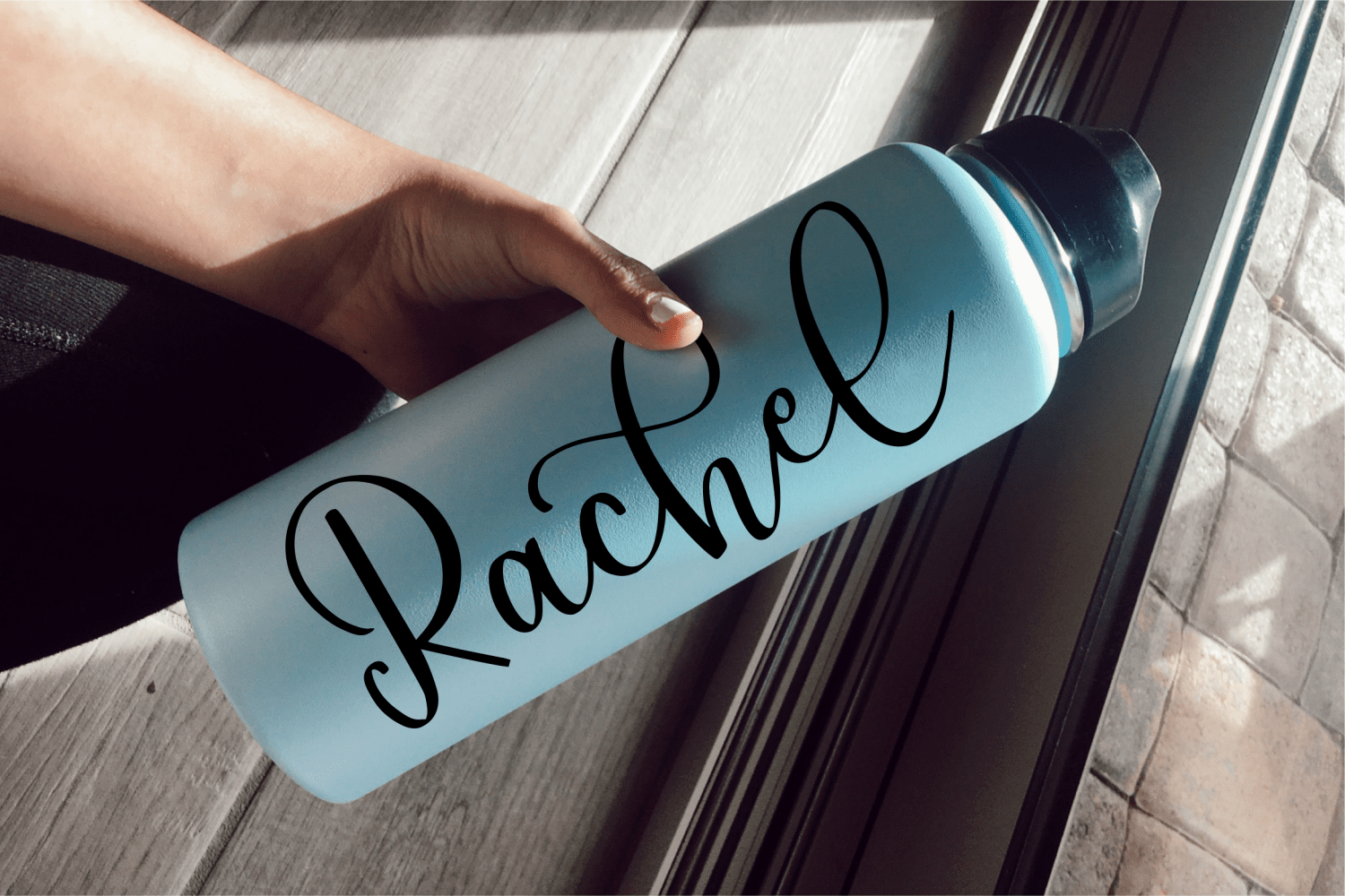 Abigailside Font preview image 4