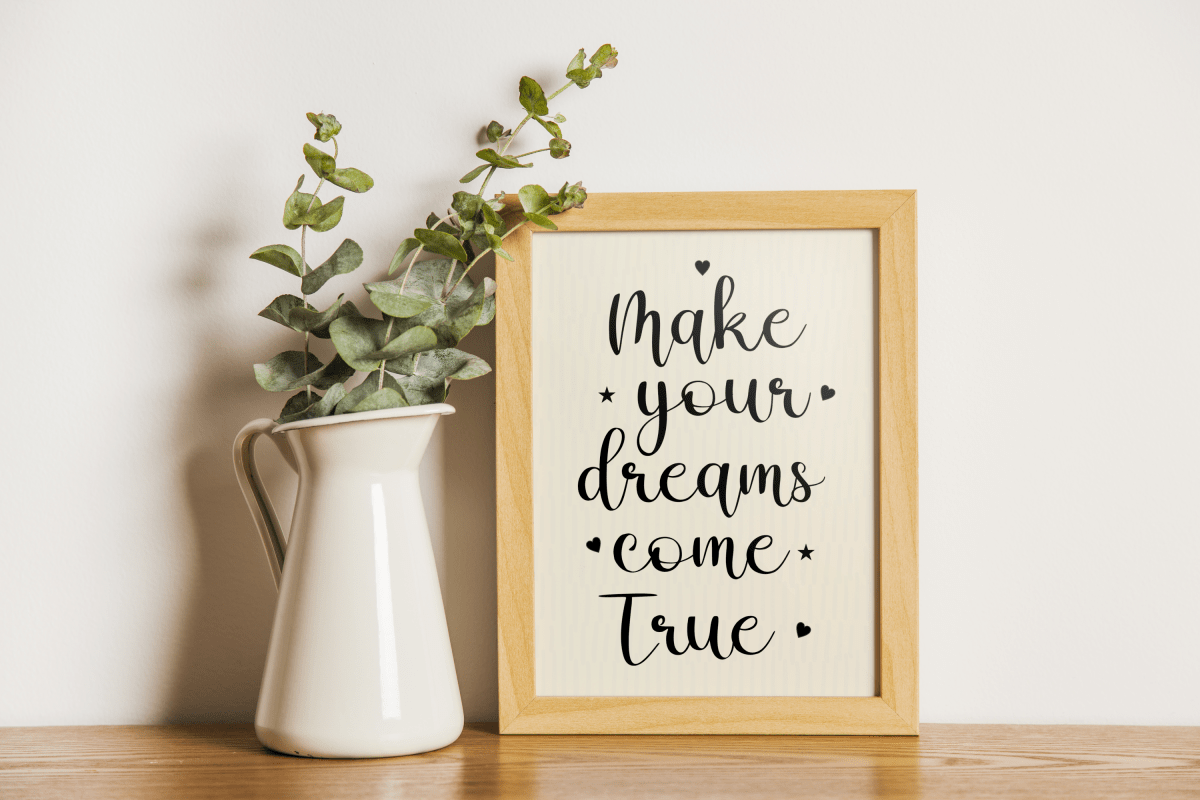 Mindlight Font preview image 2