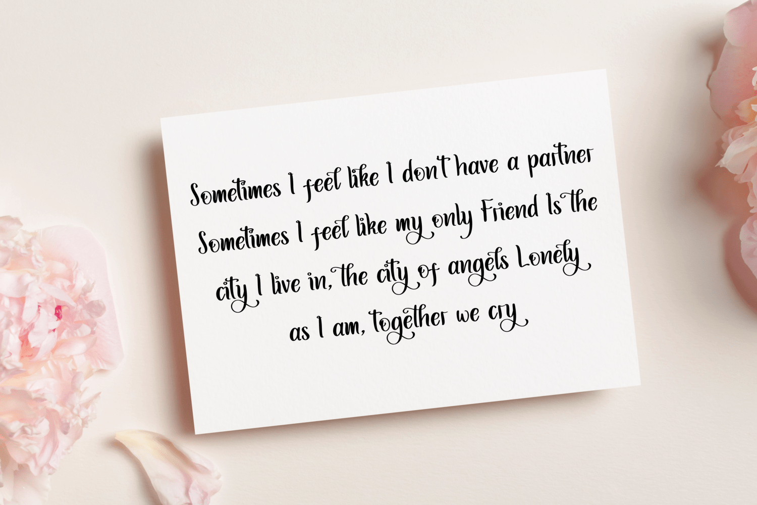 Mysthiqa Font preview image 4