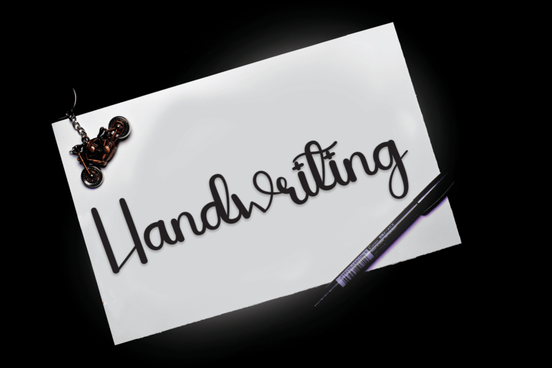 Thinking Font preview image 4