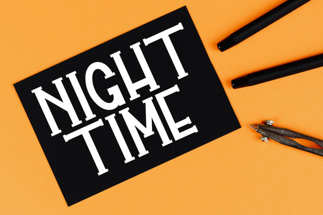 Notes Vocation Script Font preview image 4