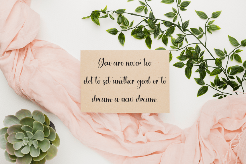 Christmas Style Script Font preview image 3