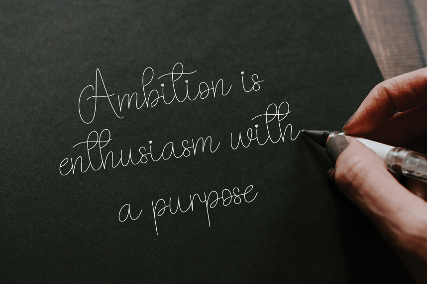 Monlight – Handwritten Script Font preview image 5