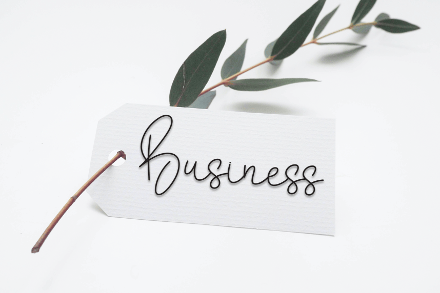 Sometings Handwritten Font preview image 4